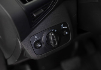 Подержанный автомобиль Ford Kuga 2017 года (17 фото)