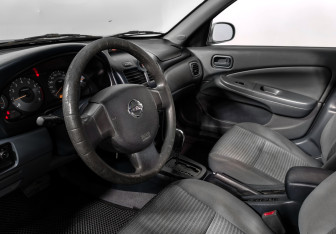 Подержанный автомобиль Nissan Almera Classic 2007 года (9 фото)