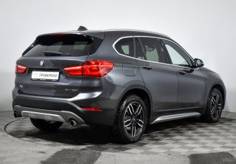 Подержанный автомобиль BMW X1 2019 года (5 фото)