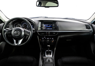 Подержанный автомобиль Mazda 6 Sedan 2014 года (10 фото)