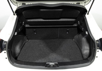 Подержанный автомобиль Nissan Qashqai 2020 года (19 фото)