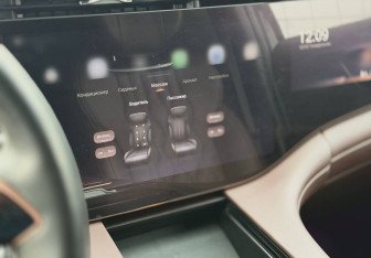 Подержанный автомобиль Exeed VX 2023 года (20 фото)