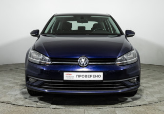 Подержанный автомобиль Volkswagen Golf Hatchback 2018 года (2 фото)