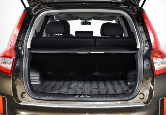 Подержанный автомобиль Geely Emgrand X7 2020 года (21 фото)