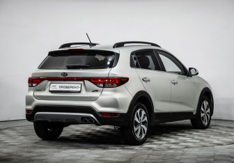 Подержанный автомобиль Kia Rio Hatchback 2019 года (5 фото)