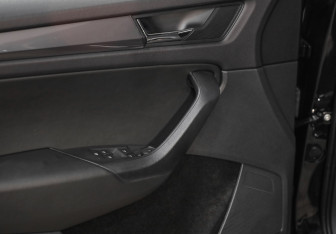 Подержанный автомобиль Skoda Kodiaq 2021 года (21 фото)