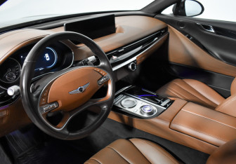 Подержанный автомобиль Genesis G80 2021 года (9 фото)