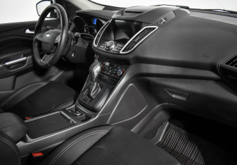 Подержанный автомобиль Ford Kuga 2018 года (14 фото)