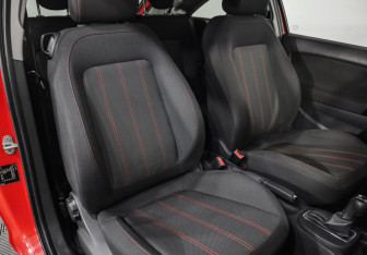 Подержанный автомобиль Opel Corsa 2012 года (19 фото)