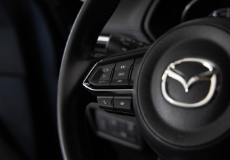 Подержанный автомобиль Mazda CX-5 2021 года (18 фото)