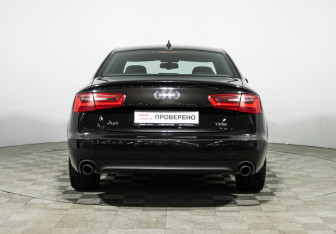 Подержанный автомобиль Audi A6 Sedan 2014 года (6 фото)