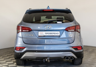 Подержанный автомобиль Hyundai Santa Fe 2015 года (6 фото)