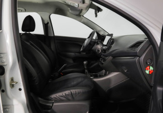 Подержанный автомобиль LADA (ВАЗ) Vesta Wagon 2021 года (21 фото)