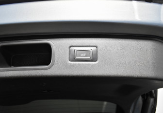 Подержанный автомобиль Voyah Free 2023 года (22 фото)