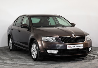 Подержанный автомобиль Skoda Octavia Liftback 2016 года (3 фото)