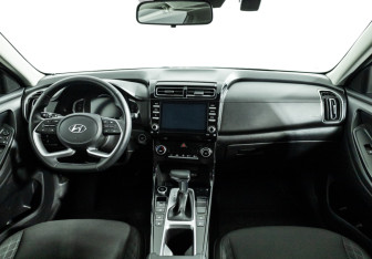 Подержанный автомобиль Hyundai Creta 2021 года (13 фото)