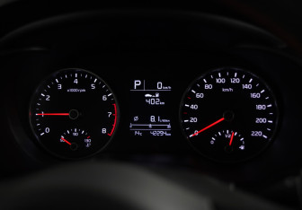 Подержанный автомобиль Kia Rio Hatchback 2020 года (13 фото)