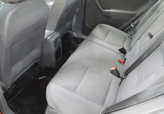 Подержанный автомобиль Volkswagen Golf Hatchback 2007 года (11 фото)