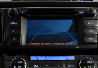 Подержанный автомобиль Toyota RAV4 2014 года (18 фото)