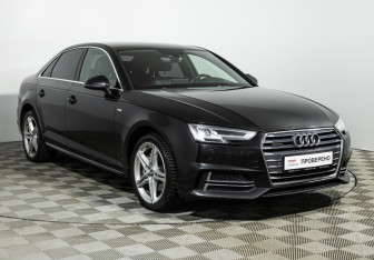Подержанный автомобиль Audi A4 Sedan 2018 года (3 фото)