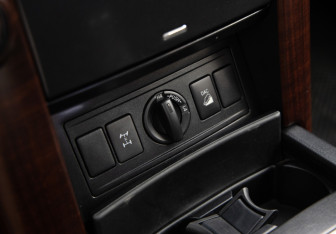 Подержанный автомобиль Toyota Land Cruiser Prado 2016 года (14 фото)