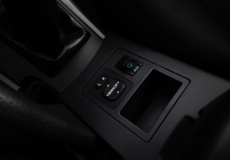 Подержанный автомобиль Toyota RAV4 2012 года (22 фото)