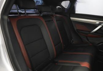 Подержанный автомобиль Belgee X50 2024 года (12 фото)