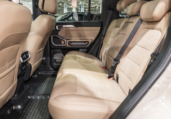 Подержанный автомобиль Jetour T2 2025 года (11 фото)