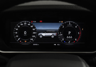 Подержанный автомобиль Land Rover Range Rover 2018 года (20 фото)