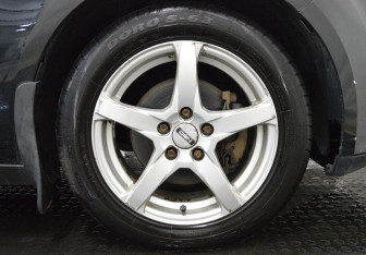 Подержанный автомобиль Ford Focus Sedan 2013 года (9 фото)