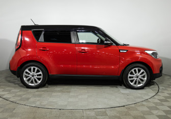 Подержанный автомобиль Kia Soul 2019 года (4 фото)