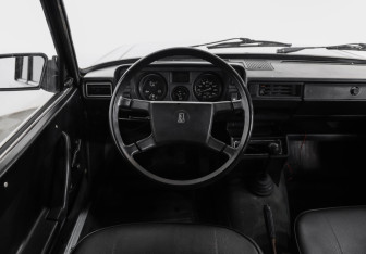 Подержанный автомобиль LADA (ВАЗ) 2105 1998 года (10 фото)