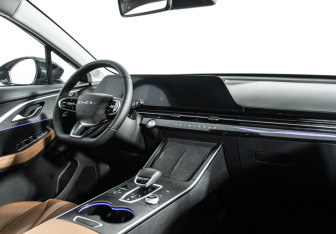 Подержанный автомобиль Omoda C5 2022 года (9 фото)