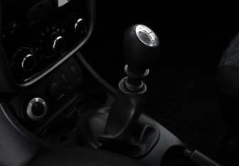 Подержанный автомобиль Renault Duster 2014 года (11 фото)