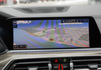 Подержанный автомобиль BMW X5 2018 года (18 фото)