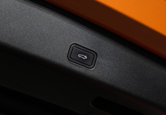 Подержанный автомобиль Zeekr 001 2023 года (15 фото)