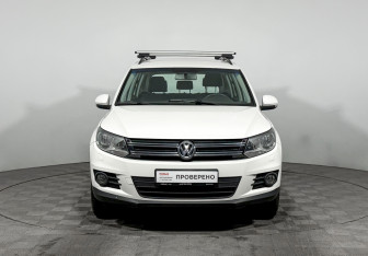 Подержанный автомобиль Volkswagen Tiguan 2012 года (2 фото)