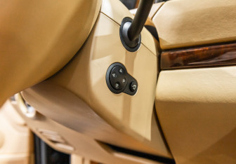 Подержанный автомобиль Porsche Cayenne 2007 года (24 фото)