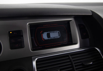 Подержанный автомобиль Audi Q7 2008 года (19 фото)
