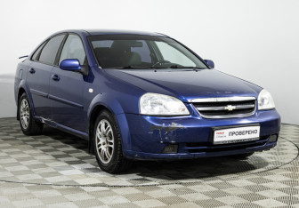 Подержанный автомобиль Chevrolet Lacetti Sedan 2006 года (3 фото)