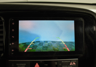 Подержанный автомобиль Mitsubishi Outlander 2019 года (14 фото)