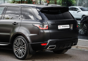 Подержанный автомобиль Land Rover Range Rover Sport 2019 года (12 фото)
