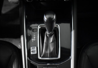 Подержанный автомобиль Mazda CX-5 2017 года (11 фото)