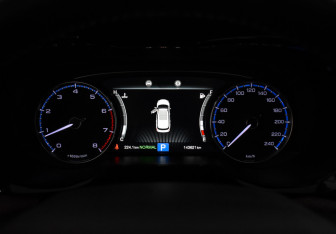 Подержанный автомобиль GAC GS8 2020 года (19 фото)