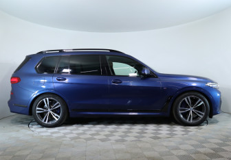 Подержанный автомобиль BMW X7 2020 года (4 фото)