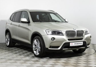 Подержанный автомобиль BMW X3 2011 года (3 фото)