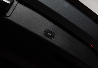 Подержанный автомобиль Zeekr 001 2022 года (30 фото)