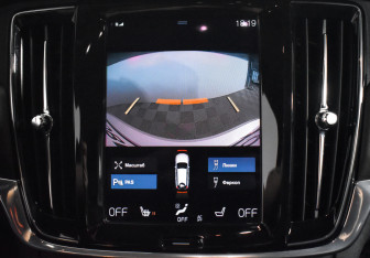 Подержанный автомобиль Volvo V90 Cross Country 2019 года (20 фото)