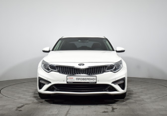 Подержанный автомобиль Kia Optima Sedan 2019 года (2 фото)