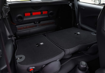 Подержанный автомобиль MINI Hatch 2020 года (30 фото)